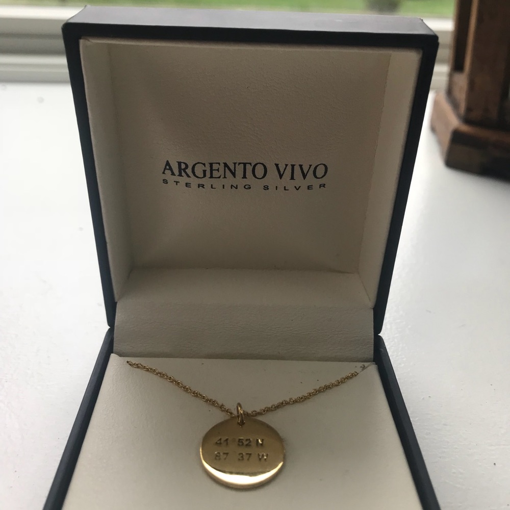 Argento Vivo Chicago necklace